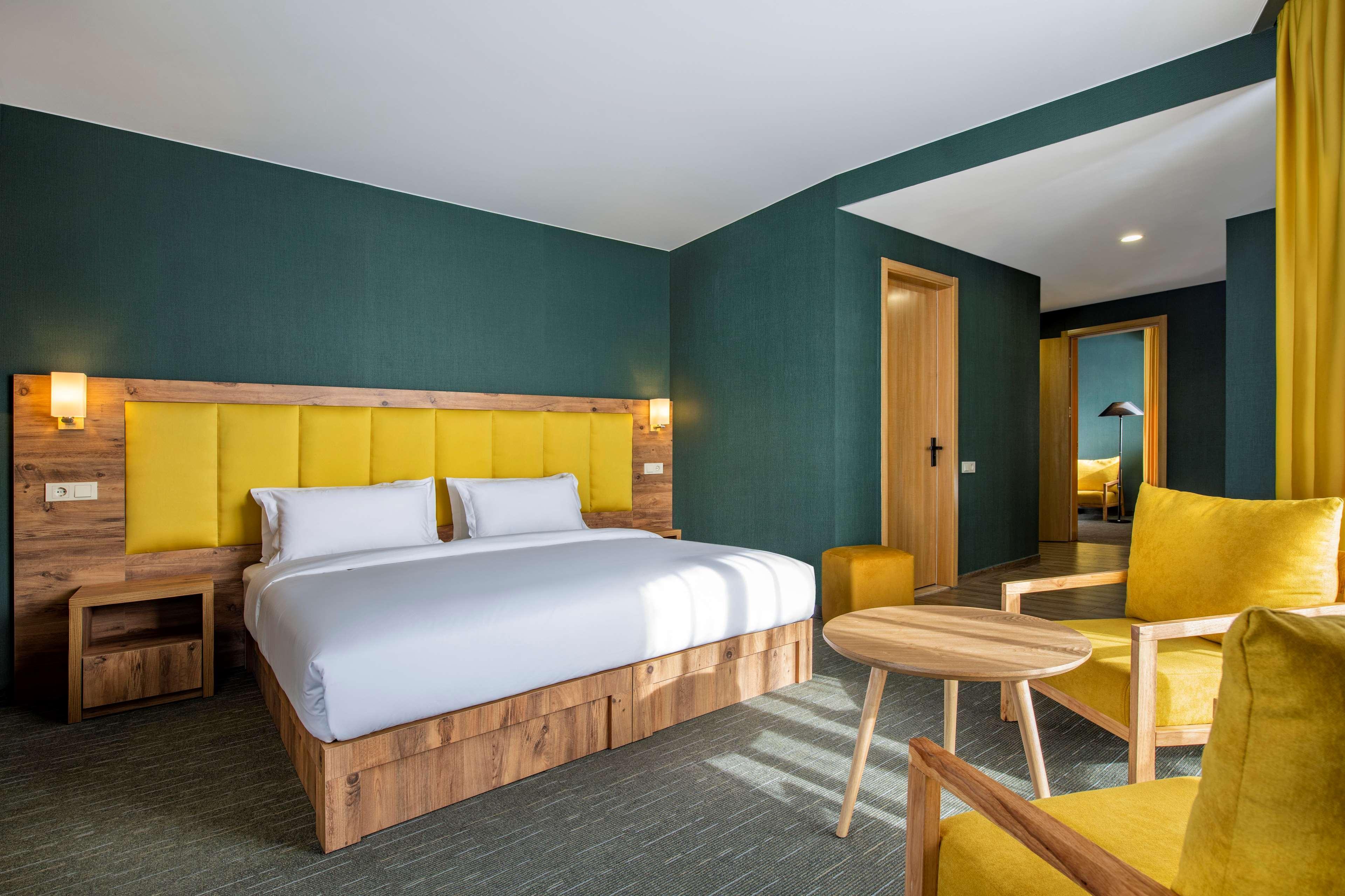 Best Western Gudauri Exterior photo