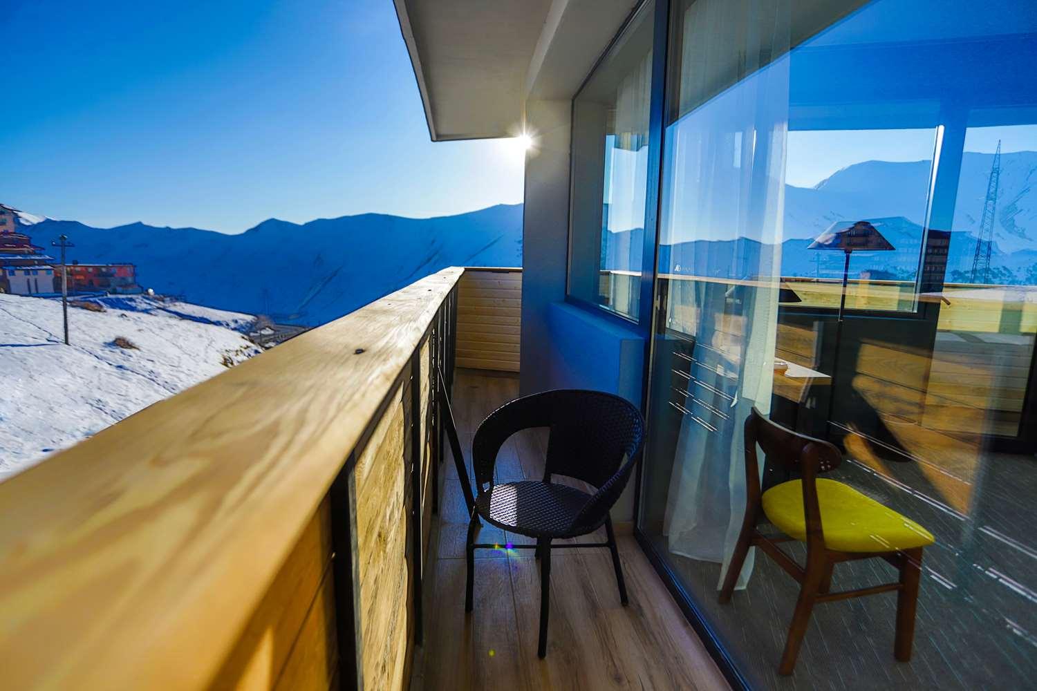 Best Western Gudauri Exterior photo